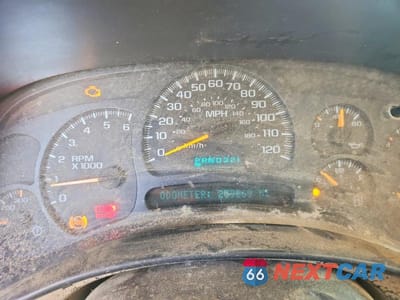 Zdjęcie 9 z 12 samochodu: 2003 CHEVROLET SILVERADO K2500 HEAVY DUTY VIN:1GCHK29173E309721 - miniatura