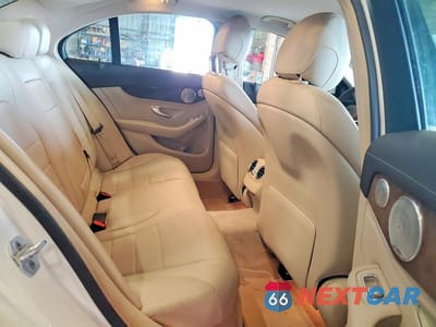 Zdjęcie 10 z 12 samochodu: 2015 MERCEDES-BENZ C 300 VIN:55SWF4JB7FU056168 - miniatura