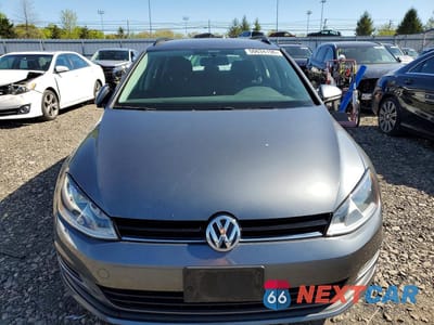 Piąte zdjęcie samochodu w środku: 2017 VOLKSWAGEN GOLF SPORTWAGEN S VIN:3VWA17AU8HM501400 - miniatura