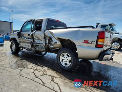 Drugie zdjęcie samochodu z przodu: 2000 CHEVROLET SILVERADO K1500 VIN:1GCEK19T8YZ182671 - miniatura