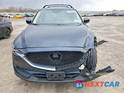 Piąte zdjęcie samochodu w środku: 2018 MAZDA CX-5 TOURING VIN:JM3KFBCM7J0450027 - miniatura