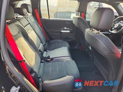 Zdjęcie 10 z 12 samochodu: 2024 MERCEDES-BENZ GLB AMG 35 4MATIC VIN:W1N4M5BB0RW366321 - miniatura