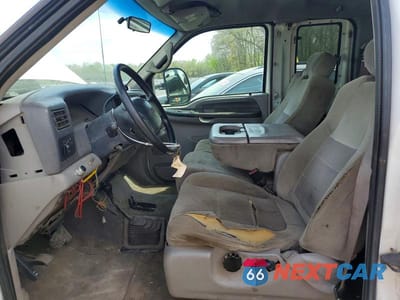 Zdjęcie 7 z 12 samochodu: 2001 FORD F250 SUPER DUTY VIN:1FTNX21L81EC98453 - miniatura