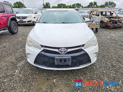 Piąte zdjęcie samochodu w środku: 2017 TOYOTA CAMRY SE VIN:4T1BF1FK6HU403244 - miniatura