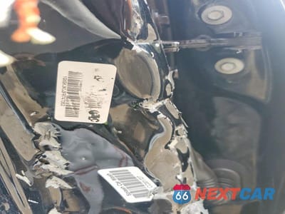 Zdjęcie 13 z 13 samochodu: 2015 CHEVROLET SUBURBAN K1500 LT VIN:1GNSKJKC0FR747352 - miniatura