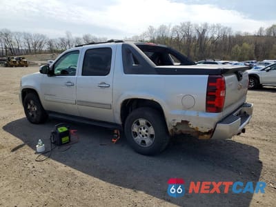 Drugie zdjęcie samochodu z przodu: 2012 CHEVROLET AVALANCHE LS VIN:3GNTKEE78CG256243 - miniatura