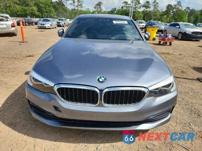 Piąte zdjęcie samochodu w środku: 2019 BMW 530E VIN:WBAJA9C57KB388474 - miniatura