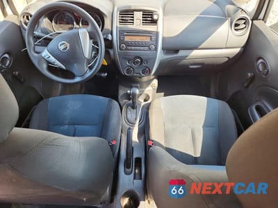 Zdjęcie 8 z 13 samochodu: 2018 NISSAN VERSA NOTE S VIN:3N1CE2CP0JL351789 - miniatura