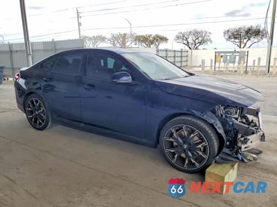 Czwarte zdjęcie samochodu z boku: 2025 BMW 228XI VIN:WBA23GG0XS7S80225 - miniatura