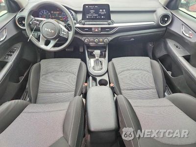 Zdjęcie 8 z 12 samochodu: 2022 KIA FORTE LXS VIN:3KPF24ADXNE441517 - miniatura
