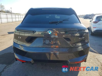 Zdjęcie 6 z 13 samochodu: 2025 BMW IX XDRIVE50 VIN:WB523CF06SCT00437 - miniatura