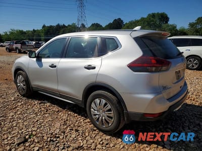 Drugie zdjęcie samochodu z przodu: 2019 NISSAN ROGUE S VIN:5N1AT2MT9KC811918 - miniatura
