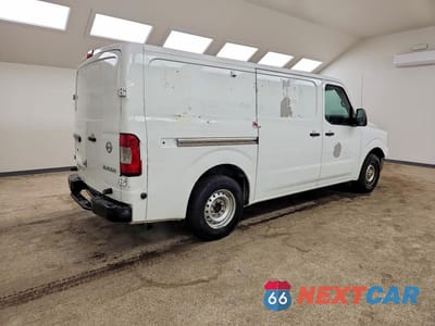 Trzecie zdjęcie samochodu z tyłu: 2017 NISSAN NV 1500 S VIN:1N6BF0KM6HN809358 - miniatura