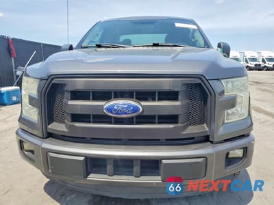 Piąte zdjęcie samochodu w środku: 2015 FORD F150 SUPER CAB VIN:1FTEX1CP8FKD24455 - miniatura