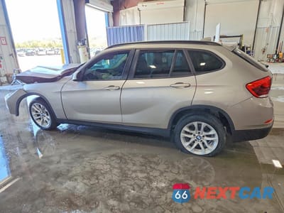 Drugie zdjęcie samochodu z przodu: 2015 BMW X1 XDRIVE28I VIN:WBAVL1C50FVY27001 - miniatura