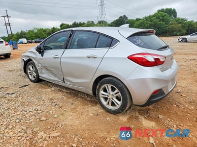 Drugie zdjęcie samochodu z przodu: 2017 CHEVROLET CRUZE LT VIN:3G1BE6SM9HS615530 - miniatura