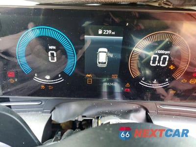 Zdjęcie 9 z 14 samochodu: 2025 HYUNDAI KONA SEL VIN:KM8HB3AB4SU311131 - miniatura