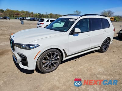 2020 BMW X7 M50I 5UXCX6C01LLE35590 - główne zdjęcie licytacji z USA - miniatura
