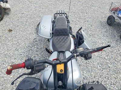 Piąte zdjęcie samochodu w środku: 2020 HARLEY-DAVIDSON FLTRXS VIN:1HD1KTP18LB628328 - miniatura