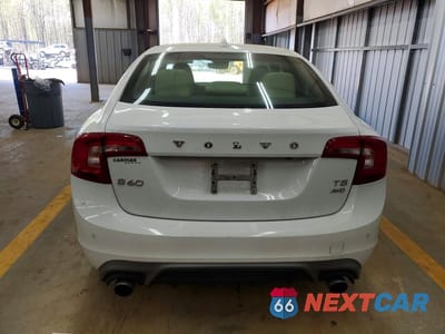 Zdjęcie 6 z 12 samochodu: 2017 VOLVO S60 DYNAMIC VIN:YV140MTL9H2431784 - miniatura