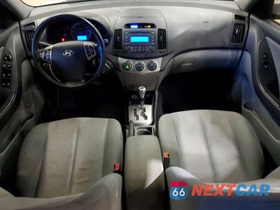 Zdjęcie 8 z 12 samochodu: 2010 HYUNDAI ELANTRA SE VIN:KMHDU4AD5AU192617 - miniatura