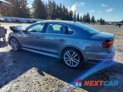 Drugie zdjęcie samochodu z przodu: 2017 VOLKSWAGEN PASSAT R-LINE VIN:1VWDT7A3XHC070736 - miniatura