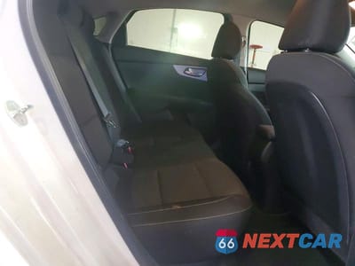 Zdjęcie 10 z 12 samochodu: 2024 KIA FORTE LX VIN:3KPF24AD0RE728483 - miniatura