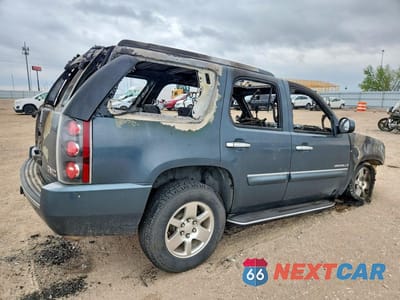 Trzecie zdjęcie samochodu z tyłu: 2007 GMC YUKON DENALI VIN:1GKFK63877J149362 - miniatura