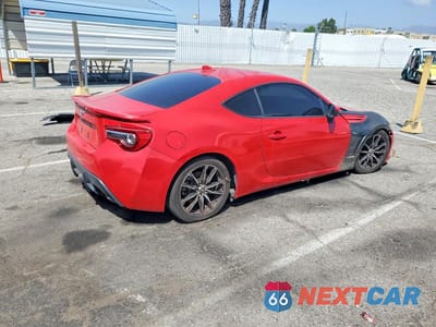 Trzecie zdjęcie samochodu z tyłu: 2017 TOYOTA 86 BASE VIN:JF1ZNAA1XH8701203 - miniatura