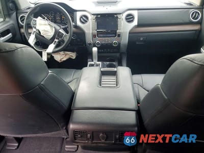 Zdjęcie 8 z 12 samochodu: 2021 TOYOTA TUNDRA LIMITED VIN:5TFHY5F19MX006949 - miniatura