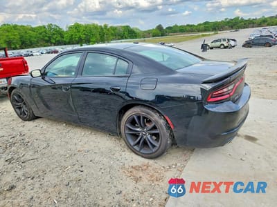 Drugie zdjęcie samochodu z przodu: 2018 DODGE CHARGER SXT VIN:2C3CDXBG2JH186615 - miniatura
