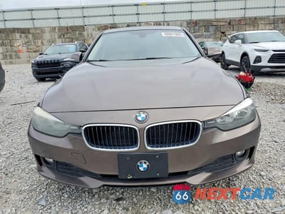 Piąte zdjęcie samochodu w środku: 2014 BMW 320 I XDRIVE VIN:WBA3C3G52ENR25894 - miniatura