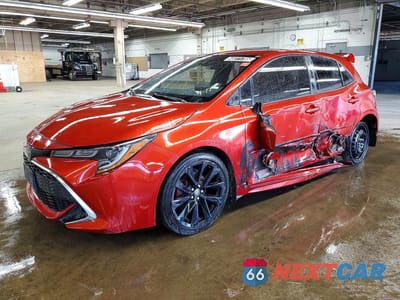 2019 TOYOTA COROLLA HATCHBACK XSE JTNK4RBE0K3012401 - główne zdjęcie licytacji z USA - miniatura