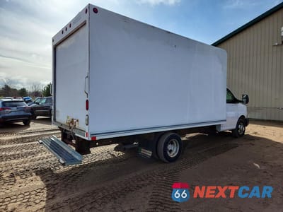 Trzecie zdjęcie samochodu z tyłu: 2014 CHEV EXPRESS G3500 VIN:1GB3G3CG5E1127495 - miniatura