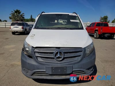 Piąte zdjęcie samochodu w środku: 2018 MERCEDES-BENZ METRIS VIN:WD3PG2EA1J3433506 - miniatura