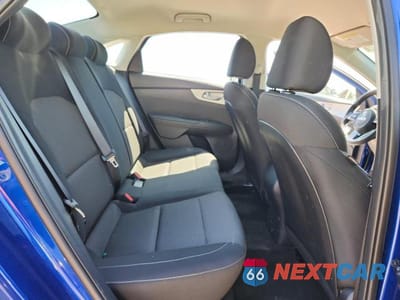 Zdjęcie 10 z 13 samochodu: 2024 KIA FORTE LXS VIN:3KPF24AD2RE805970 - miniatura