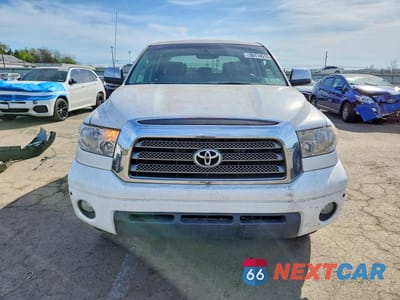 Piąte zdjęcie samochodu w środku: 2008 TOYOTA TUNDRA CREWMAX LIMITED VIN:5TBDV58138S493803 - miniatura