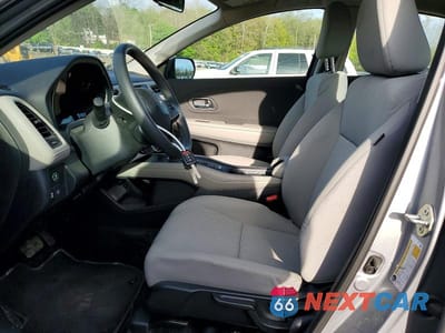Zdjęcie 7 z 13 samochodu: 2019 HONDA HR-V LX VIN:3CZRU6H32KG731972 - miniatura