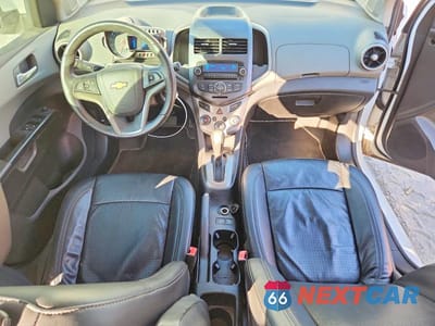 Zdjęcie 8 z 12 samochodu: 2012 CHEVROLET SONIC LTZ VIN:1G1JE6SH8C4137219 - miniatura