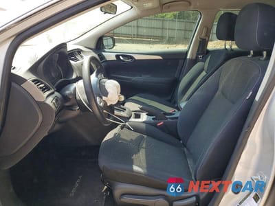 Zdjęcie 7 z 12 samochodu: 2018 NISSAN SENTRA S VIN:3N1AB7AP2JY202965 - miniatura