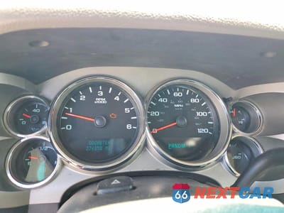 Zdjęcie 9 z 11 samochodu: 2008 GMC SIERRA C3500 FLATBED TRUCK VIN:1GDJC39K18E175062 - miniatura