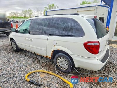 Drugie zdjęcie samochodu z przodu: 2006 CHRYSLER TOWN & COUNTRY LX VIN:1A4GP44R16B568467 - miniatura