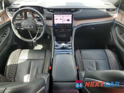 Zdjęcie 8 z 12 samochodu: 2025 JEEP GRAND CHEROKEE SUMMIT VIN:1C4RJHEG2S8768754 - miniatura