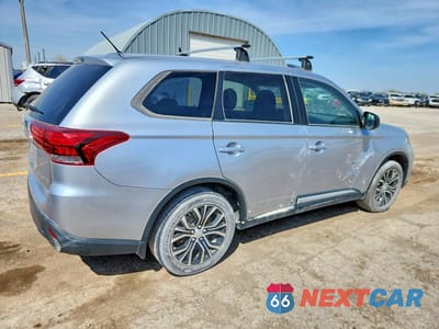 Trzecie zdjęcie samochodu z tyłu: 2016 MITSUBISHI OUTLANDER ES VIN:JA4AD2A35GZ010794 - miniatura