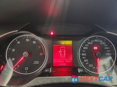 Zdjęcie 9 z 12 samochodu: 2010 AUDI A4 PREMIUM VIN:WAUDFCFL3AN034499 - miniatura