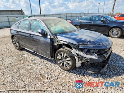 Czwarte zdjęcie samochodu z boku: 2024 HONDA CIVIC EX-L VIN:19XFL1H79RE015965 - miniatura
