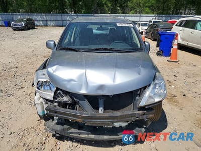 Piąte zdjęcie samochodu w środku: 2011 NISSAN VERSA 1.8 S VIN:3N1BC1CP5BL480057 - miniatura