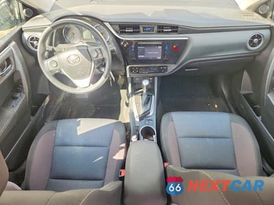 Zdjęcie 8 z 12 samochodu: 2018 TOYOTA COROLLA LE VIN:2T1BURHE7JC041461 - miniatura