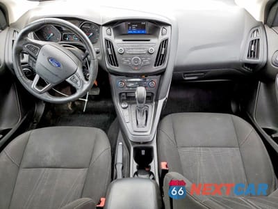 Zdjęcie 8 z 12 samochodu: 2017 FORD FOCUS SE VIN:1FADP3FE5HL213852 - miniatura