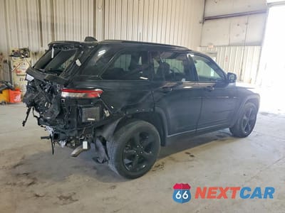 Trzecie zdjęcie samochodu z tyłu: 2023 JEEP GRAND CHEROKEE LIMITED VIN:1C4RJHBG6PC506227 - miniatura